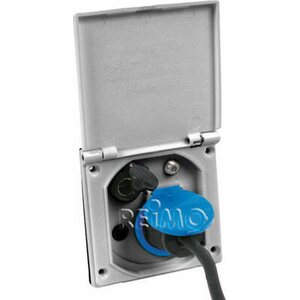 Monitoimipistorasia 230 / 12 V